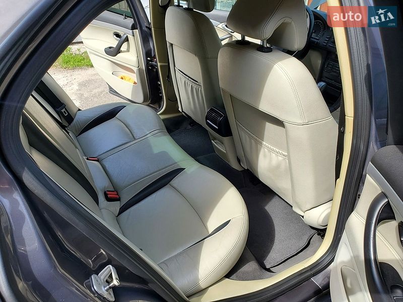 Седан Saab 9-3 2006 в Киеве