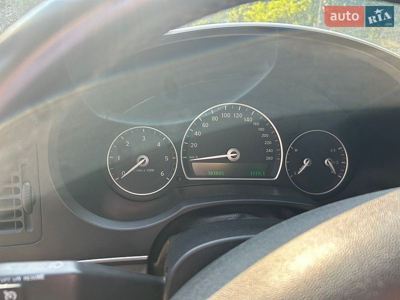 Седан Saab 9-3 2006 в Измаиле