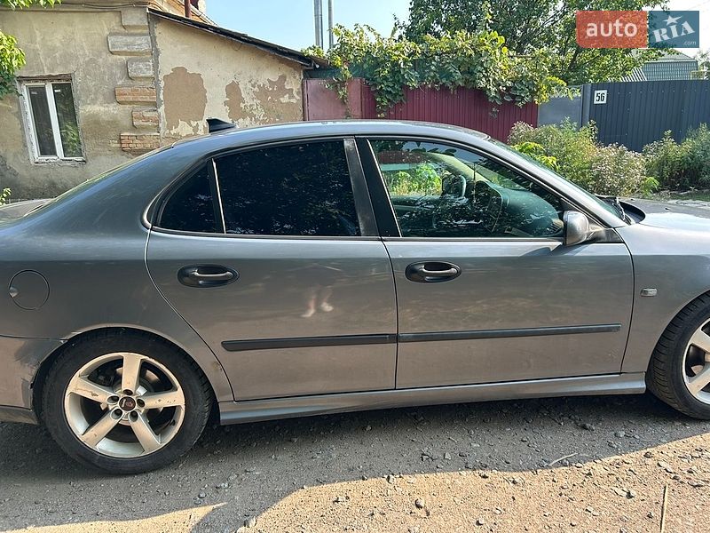 Седан Saab 9-3 2006 в Измаиле