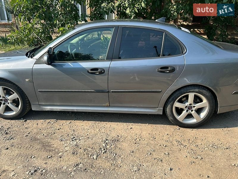 Седан Saab 9-3 2006 в Измаиле