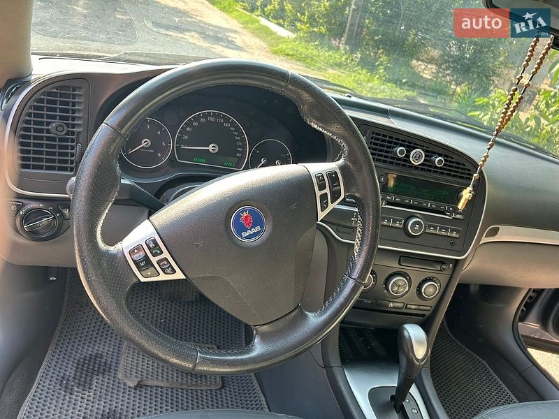 Седан Saab 9-3 2006 в Измаиле