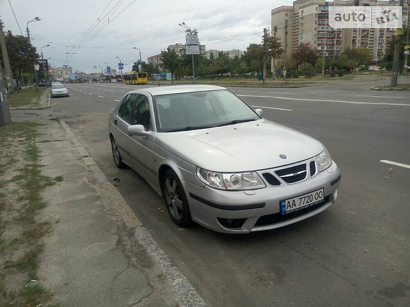 Saab 9-5 2003 года