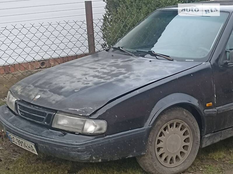 Седан Saab Aero