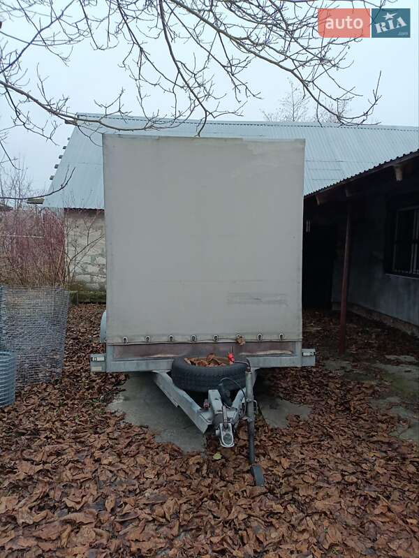 Легковой прицеп Сантей 3000