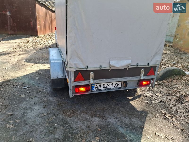 Легковий причіп Сантей 750-221