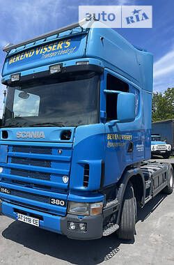 Scania 114  2005