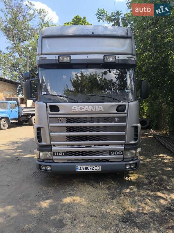 Контейнеровоз Scania 114