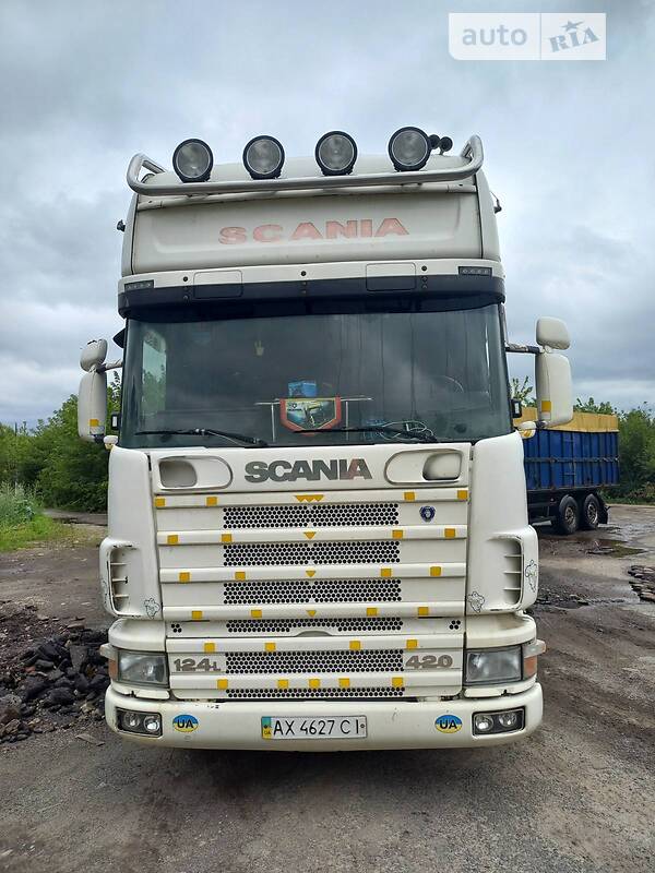 Зерновоз Scania 124