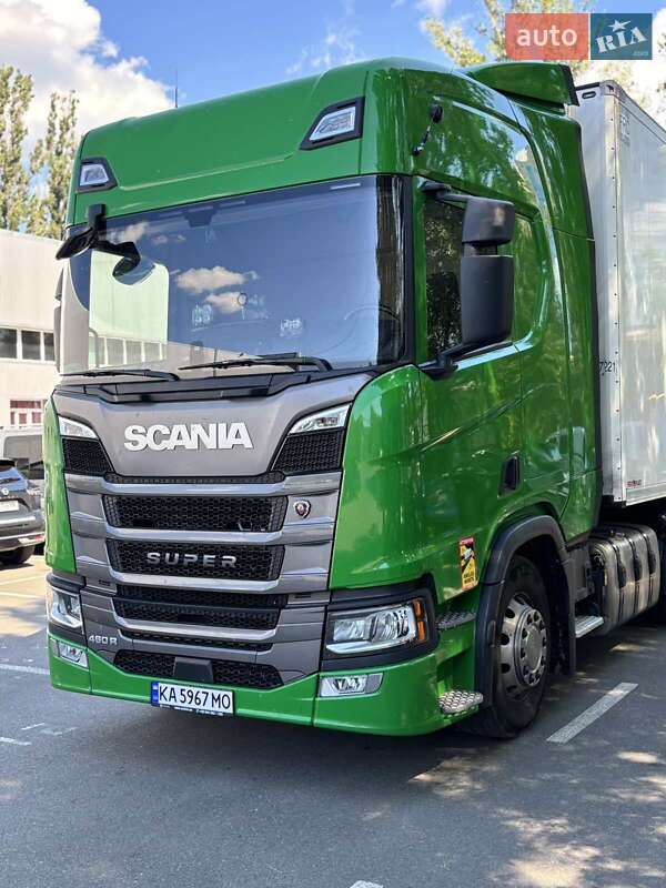 Тягач Scania R 460