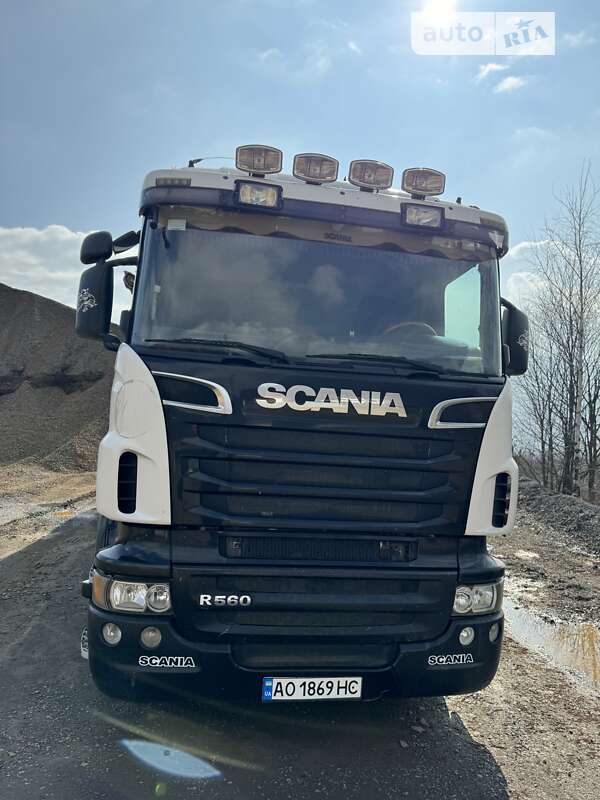 Зерновоз Scania R 580