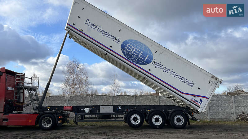 Зерновоз - напівпричіп Schmitz Cargobull Gotha