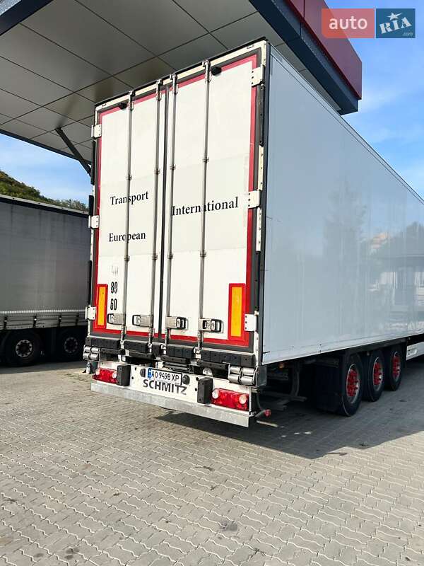 Schmitz Cargobull Mega