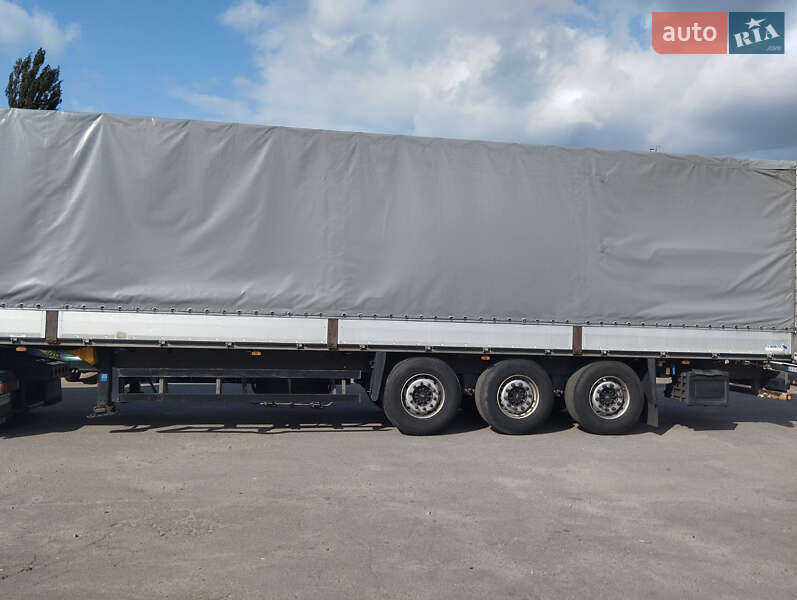 Тентованный борт (штора) - полуприцеп Schmitz Cargobull S01