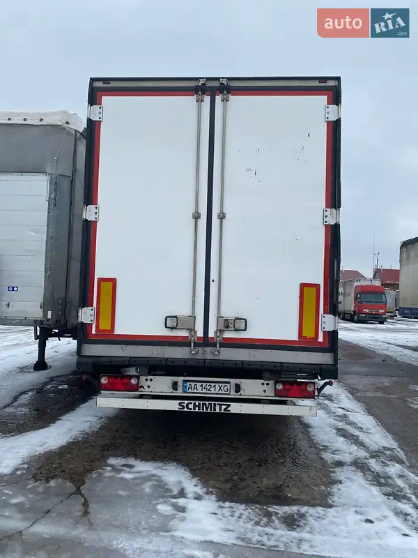 Schmitz Cargobull S3 2013