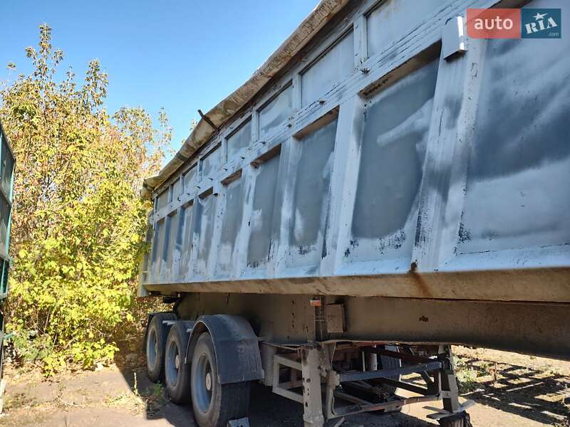 Самоскид напівпричіп Schmitz Cargobull S3