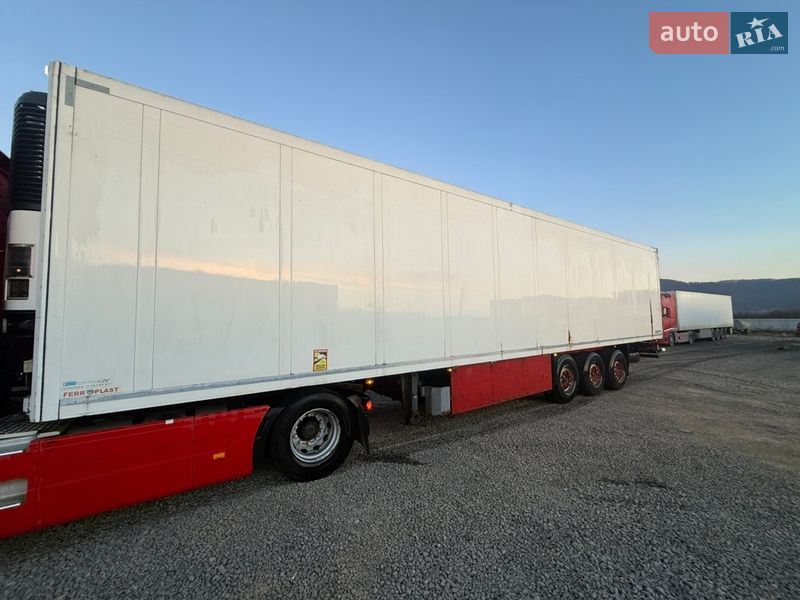 Рефрижератор полуприцеп Schmitz Cargobull SAF