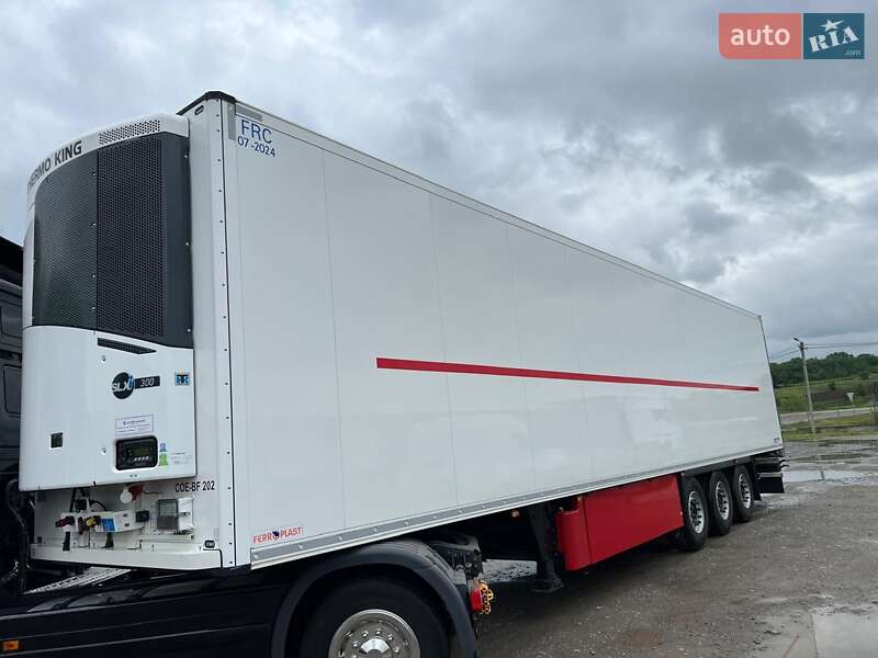 Рефрижератор напівпричіп Schmitz Cargobull SCB S3B