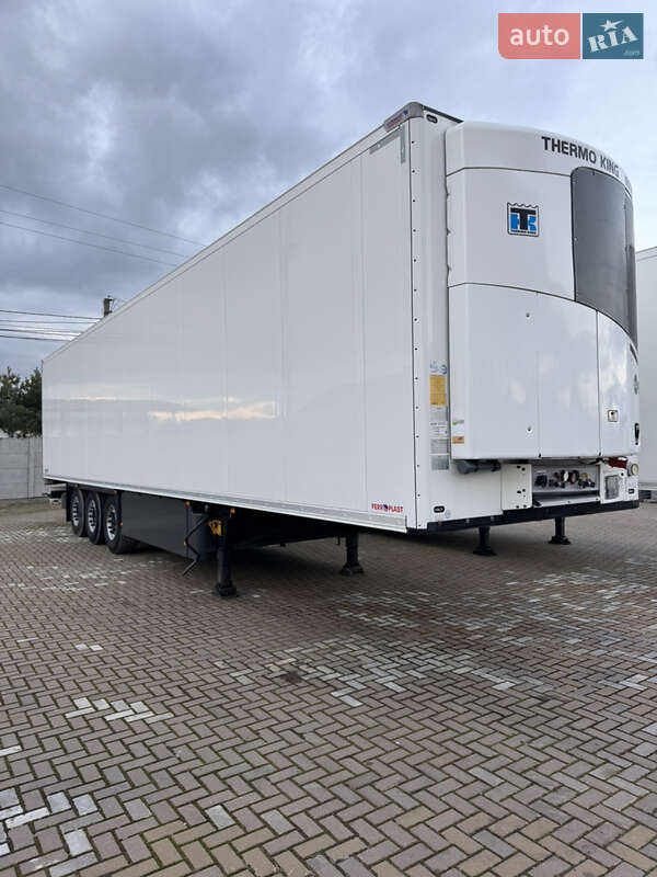 Рефрижератор полуприцеп Schmitz Cargobull SCB S3T