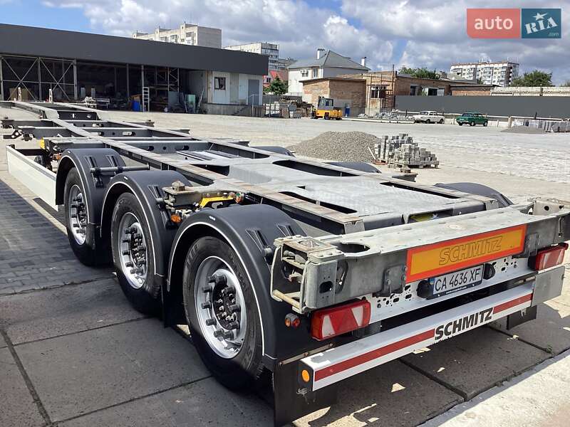 Контейнеровоз Schmitz Cargobull SCF