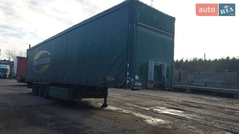 Тентованный борт (штора) - прицеп Schmitz SCS 24