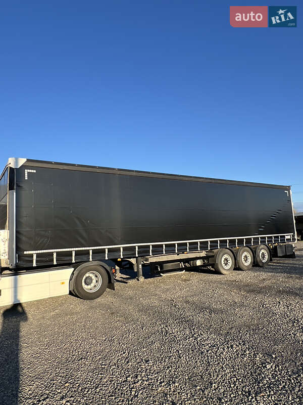 Тентований борт (штора) - напівпричіп Schmitz SCS 24L-1362EB
