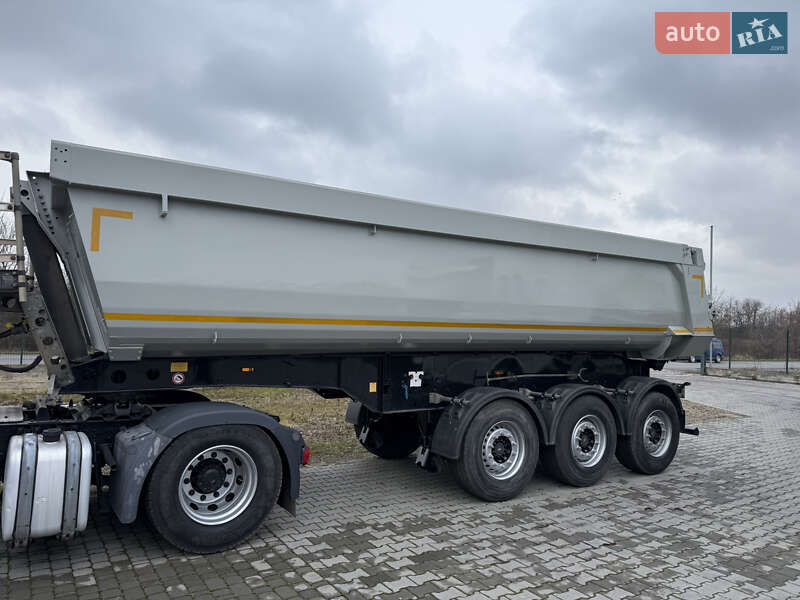 Самоскид напівпричіп Schmitz SCS 27