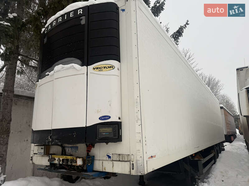 Рефрижератор напівпричіп Schmitz SKO 24L