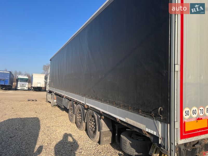 Тентований борт (штора) - напівпричіп Schwarzmuller 3E-E