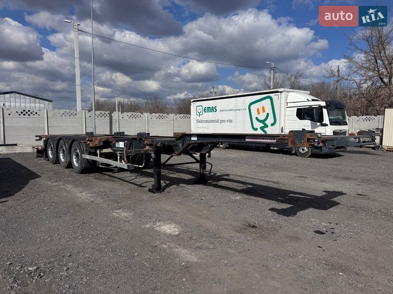 Контейнеровоз полуприцеп Schwarzmuller MB