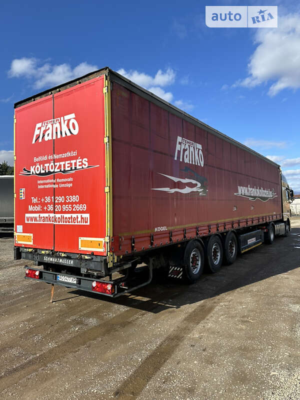 Тентований борт (штора) - напівпричіп Schwarzmuller S01