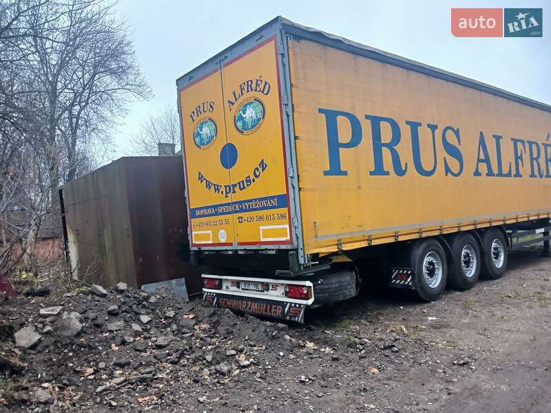 Schwarzmuller SPA-3E