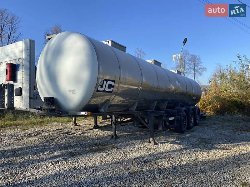 Цистерна полуприцеп Schwarzmuller TS