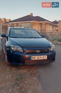Scion tC  2004