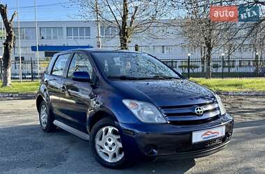 Scion xA  2004