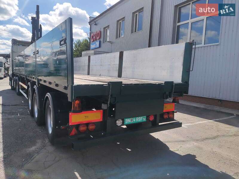 Бортовий напівпричіп SDC TP-35R 2008 в Рівному