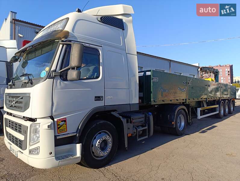 Бортовий напівпричіп SDC TP-35R 2008 в Рівному