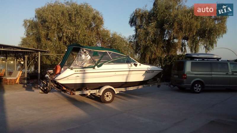 Sea Ray 200 Sundeck