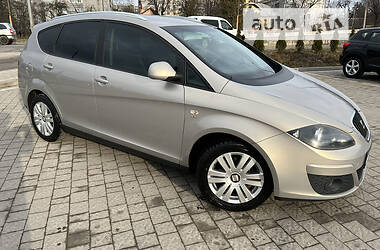 SEAT Altea XL  2012