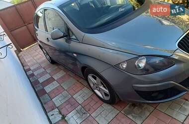 SEAT Altea XL  2012