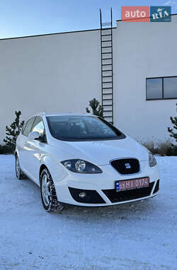 SEAT Altea XL  2012