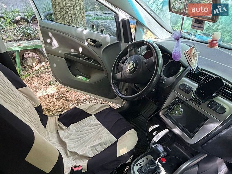 Минивэн SEAT Altea 2004 в Каменец-Подольском