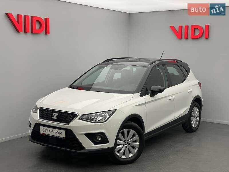 Хетчбек SEAT Arona