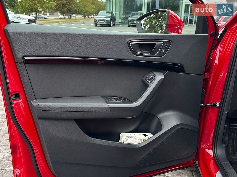 Внедорожник / Кроссовер SEAT Ateca 2019 в Киеве