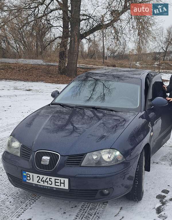 Седан SEAT Cordoba
