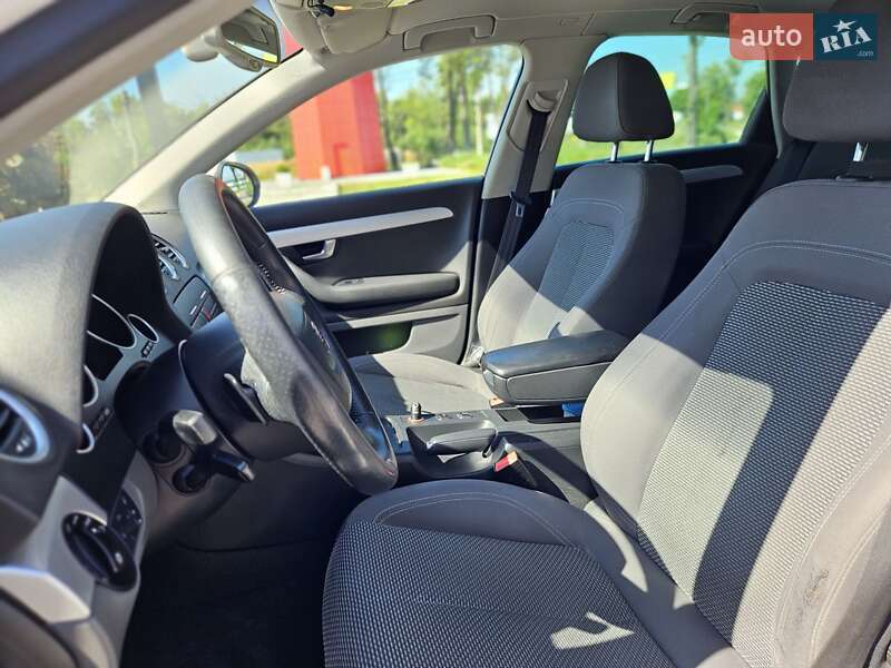 Седан SEAT Exeo 2012 в Львове