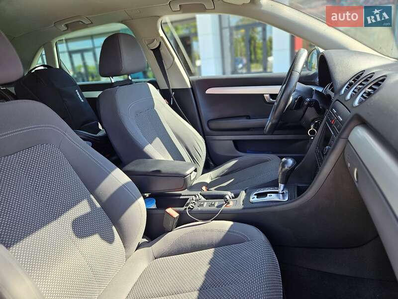 Седан SEAT Exeo 2012 в Львове