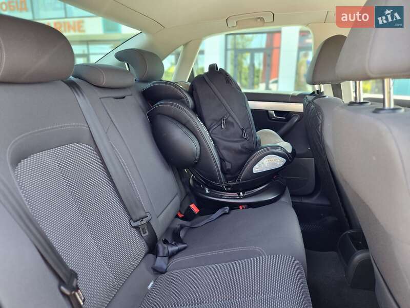 Седан SEAT Exeo 2012 в Львове