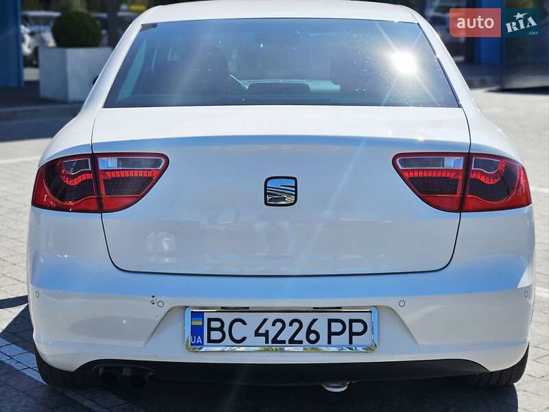 Седан SEAT Exeo 2012 в Львове
