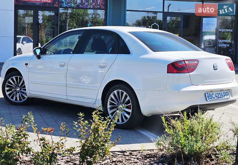 Седан SEAT Exeo 2012 в Львове
