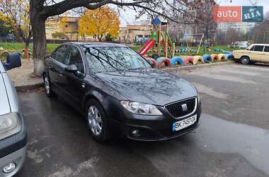 Седан SEAT Exeo 2011 в Луцке